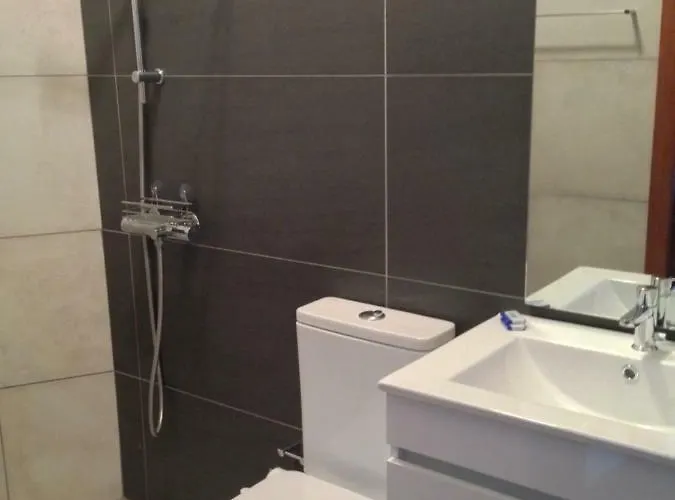 House Near Fontelo * Визеу